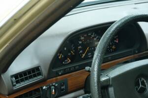 Bild 46/50 von Mercedes-Benz 280 SE (1980)