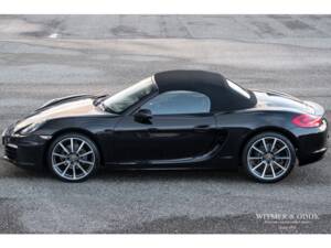 Image 18/36 of Porsche Boxster (2015)