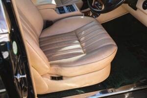 Imagen 29/50 de Rolls-Royce New Silver Dawn (1997)