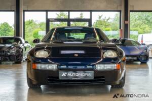 Afbeelding 10/50 van Porsche 928 GTS (1992)