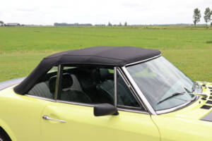 Image 25/50 of FIAT 124 Spider CS1 (1975)