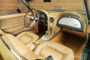 Image 9/19 of Chevrolet Corvette Sting Ray Convertible (1965)