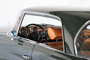 Bild 1/99 von Mercedes-Benz 280 SE 3,5 (1971)