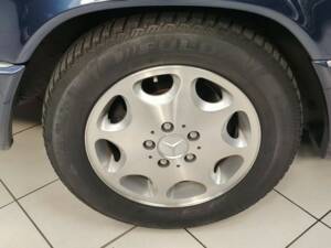 Afbeelding 12/40 van Mercedes-Benz E 200 (1996)