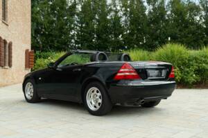 Afbeelding 8/50 van Mercedes-Benz SLK 200 (1998)