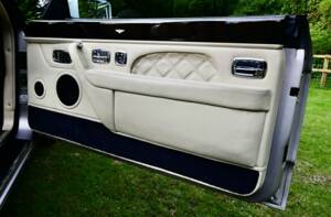 Bild 36/50 von Bentley Azure (2003)