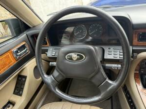 Bild 2/8 von Jaguar Sovereign 3.6 (1989)