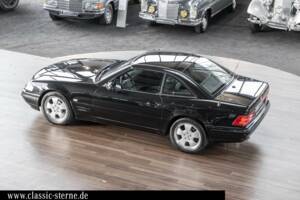 Immagine 11/15 di Mercedes-Benz SL 320 (2001)