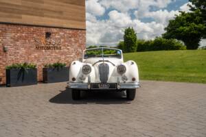 Image 2/58 of Jaguar XK 140 SE DHC (1955)