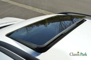 Image 31/50 of Mercedes-Benz E 500 T (2004)