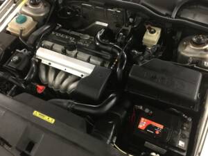 Image 4/11 of Volvo 850 T-5 (1996)