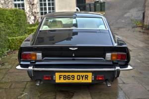 Immagine 11/50 di Aston Martin V8 EFi (1989)