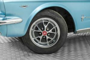 Image 4/50 of Ford Mustang 302 (1966)