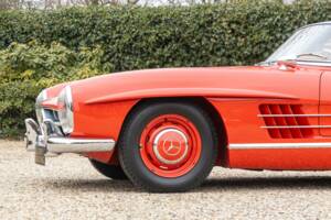 Image 34/50 de Mercedes-Benz 300 SL Roadster (1962)