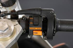 Bild 37/42 von Aprilia AF1 Futura Sport Pro 125 (1990)