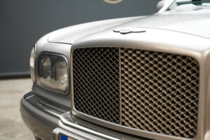 Image 15/50 of Bentley Arnage R (2004)