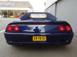Afbeelding 8/100 van Ferrari F 355 Spider (1997)