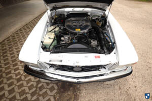Image 15/85 of Mercedes-Benz 560 SL (1986)