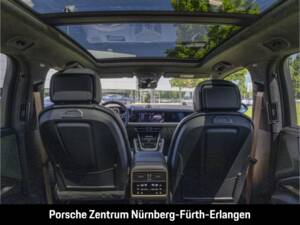 Immagine 24/50 di Porsche Cayenne Turbo E-Hybrid (1900)