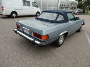 Image 21/26 de Mercedes-Benz 450 SL (1978)