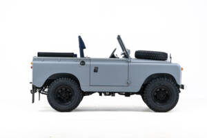 Image 9/25 of Land Rover 88 (1961)