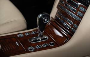 Image 25/46 of Bentley Arnage T (2004)