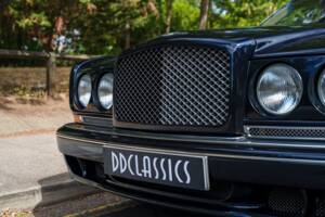 Image 8/26 of Bentley Continental R Mulliner (2001)