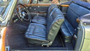 Image 19/61 de Mercedes-Benz 220 S Cabriolet (1957)