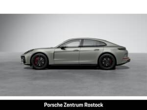 Bild 2/10 von Porsche Panamera GTS (1900)