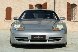 Image 3/50 of Porsche 911 Carrera 4 (1999)