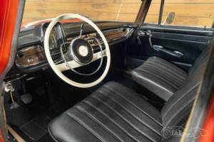 Bild 17/19 von Mercedes-Benz 230 S (1965)