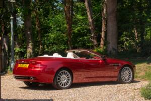 Image 14/50 of Aston Martin DB 9 Volante (2006)