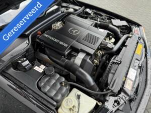 Image 39/50 of Mercedes-Benz 500 SL (1991)