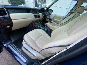 Bild 34/48 von Land Rover Range Rover Vogue V8 (2004)