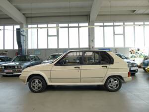 Image 33/42 of Citroën Visa GTI (1985)
