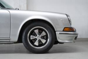 Image 21/41 de Porsche 911 2.4 E (1973)