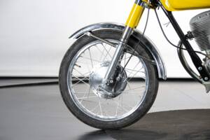 Imagen 20/50 de Gilera 150 Autostrada (1971)