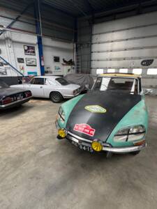 Image 3/28 of Citroën ID 20 (1970)