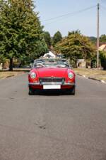 Image 15/41 de MG MGB (1972)