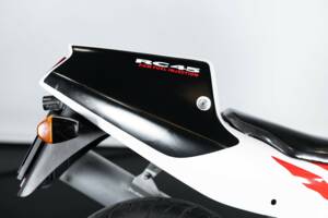 Image 42/42 de Honda RVF 750 (1994)