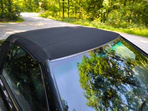 Image 13/38 of Mercedes-Benz SL 320 (1994)