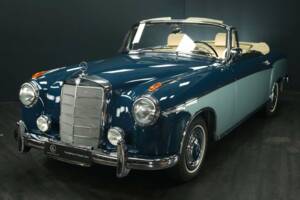 Afbeelding 1/50 van Mercedes-Benz 220 S Cabriolet (1957)