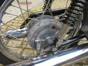 Image 34/40 of Yamaha RD 200 (1978)