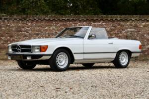 Bild 19/50 von Mercedes-Benz 280 SL (1977)