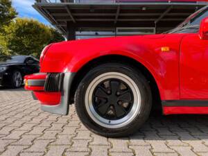 Bild 7/20 von Porsche 911 Carrera 3.2 (1986)