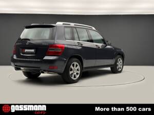Image 8/15 de Mercedes-Benz GLK 220 CDI 4MATIC (2011)