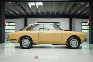 Bild 5/25 von Alfa Romeo 2000 GTV (1972)