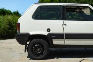 Bild 17/50 von FIAT Panda 4x4 1,0 (1986)