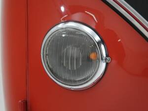 Image 13/15 of Volkswagen T1 Samba 1.2 (1956)