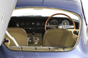 Bild 27/39 von Jaguar E-Type 4.2 (1966)